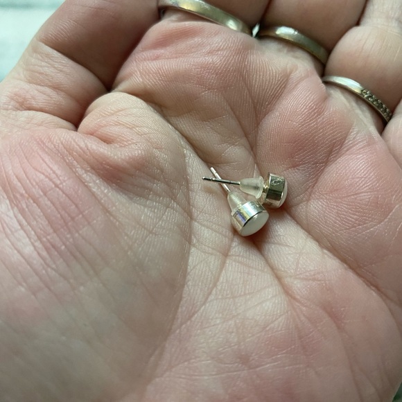 ๐Sale ๐2 for $10 NWOT never worn 2 tone white silver (color) post earrings - Picture 4 of 4